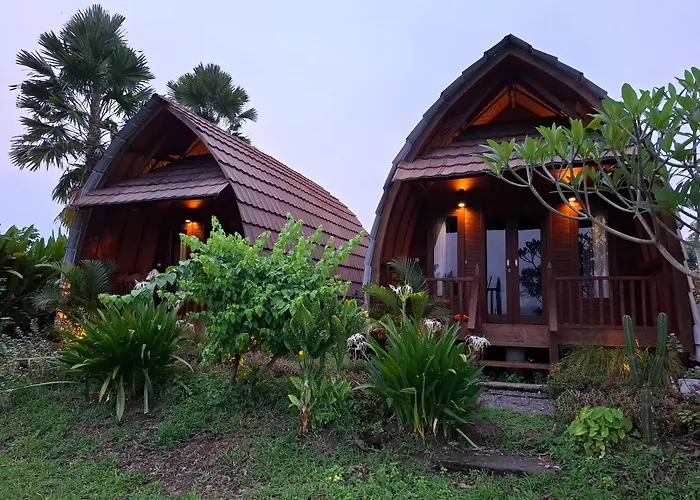 Medewi Lumbung Surf & *